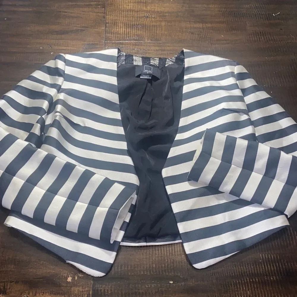 Anthropologie Dolce Vita Black and White Striped Blazer small